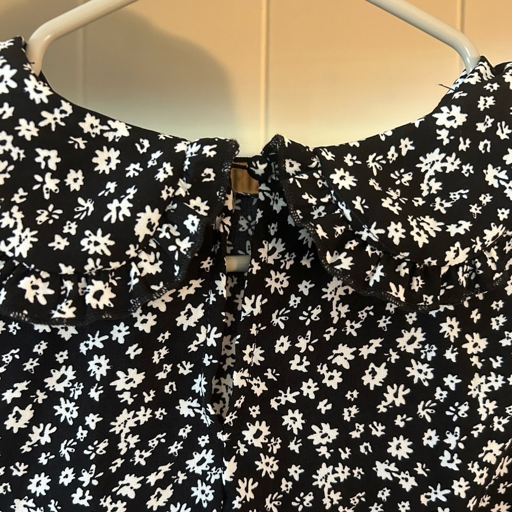 NWT Daisy Street, Black dress with white flowers, Size Small - Picture 2 of 3